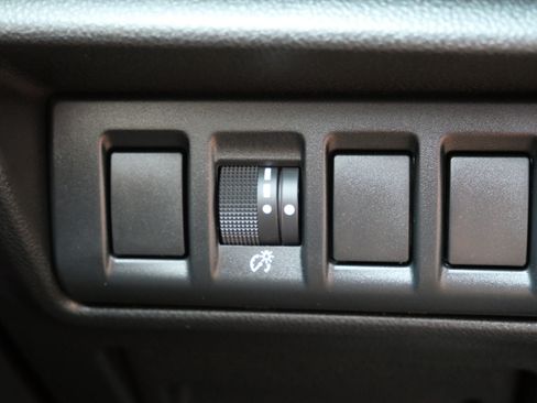 Used 2024 Subaru Outback Premium AWD/4WD image 26