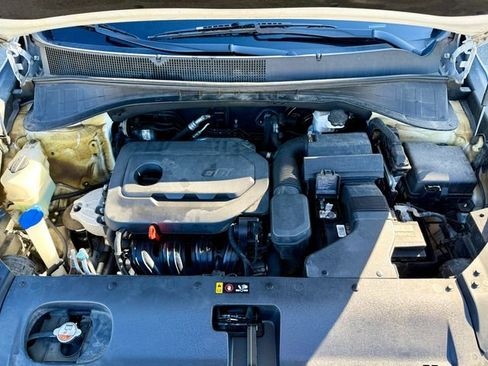 Used 2018 Kia Sorento LX image 31