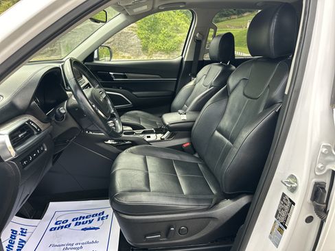 Used 2022 Kia Telluride EX w/ EX Premium Package AWD/4WD image 7