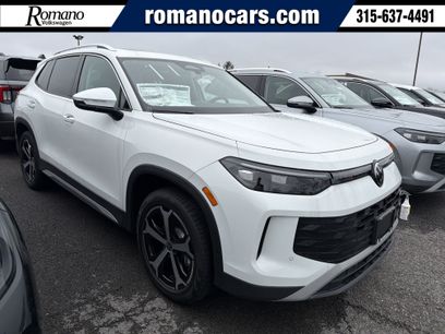 New 2026 Volkswagen Tiguan SE