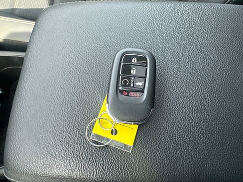 Used 2024 Honda CR-V EX-L image 7