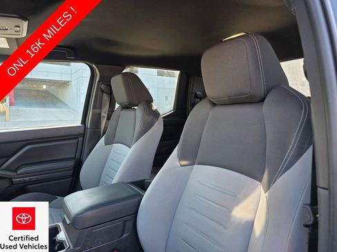 Certified 2025 Toyota Tacoma TRD Sport image 23