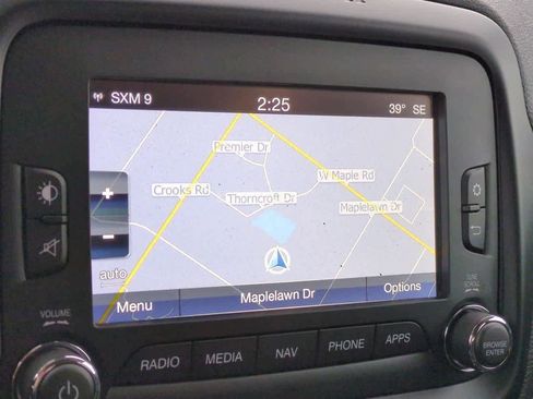 Used 2016 Jeep Renegade Latitude image 28