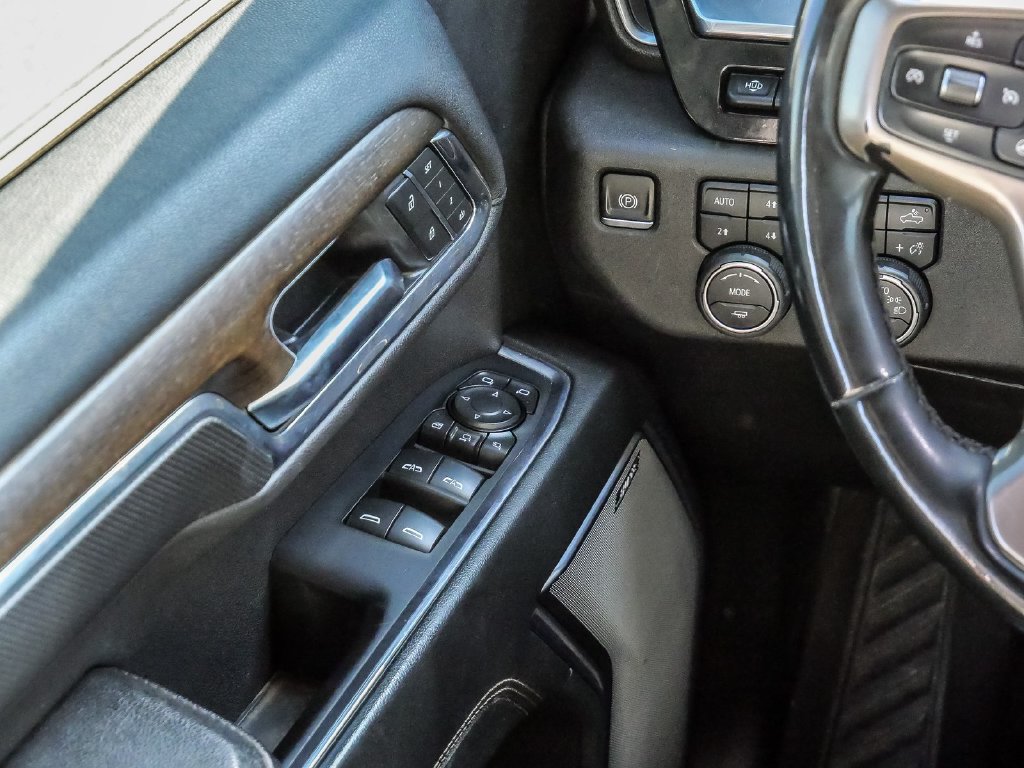 Used 2024 Chevrolet Silverado 3500 High Country w/ Technology Package AWD/4WD image 35