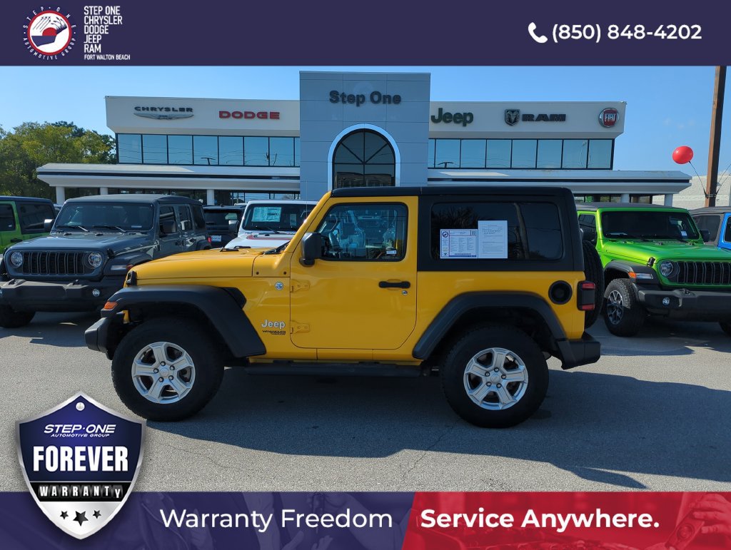 Used 2019 Jeep Wrangler Sport AWD/4WD image 3