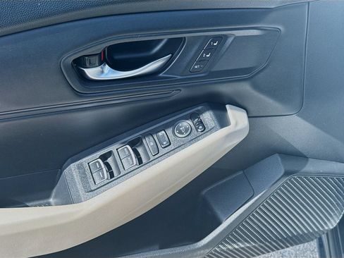 Used 2023 Honda Accord EX-L image 16