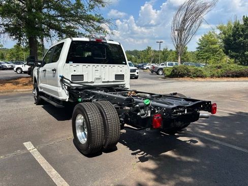 New 2025 Ford F350 XL w/ XL Chrome Package image 5