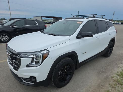 Used 2022 GMC Terrain AT4 AWD/4WD image 14