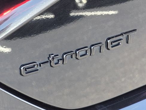 Used 2023 Audi e-tron GT Premium Plus w/ Performance Package image 32