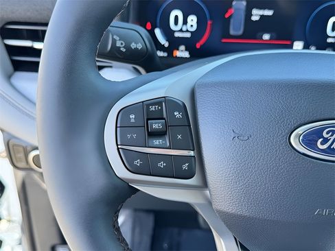 New 2026 Ford Explorer Active w/ Active Comfort Package image 16