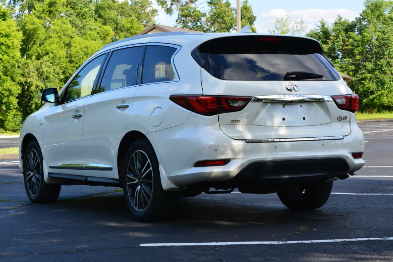 Used 2019 INFINITI QX60 Luxe w/ Sensory Package AWD/4WD image 7