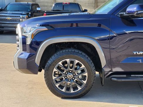 Used 2024 Toyota Tundra Limited AWD/4WD image 15