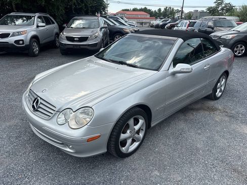 Used 2005 Mercedes-Benz CLK 320 Cabriolet image 10