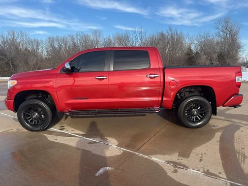 Used 2015 Toyota Tundra Platinum image 2