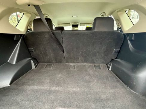 Used 2013 Nissan Rogue SV AWD/4WD image 14