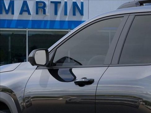 New 2026 Chevrolet Equinox LT image 12