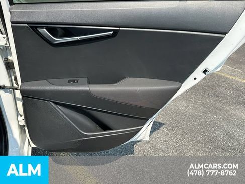 Used 2023 Kia Niro EX Touring FWD image 18