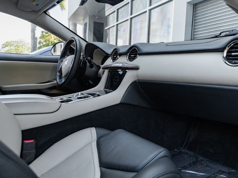 Used 2018 Karma Revero Luxury image 2