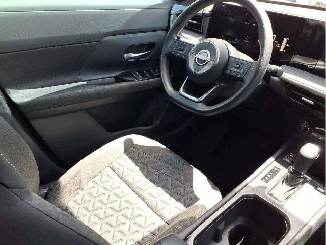 Certified 2026 Nissan Kicks SV FWD image 10
