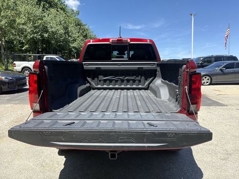 Used 2024 Chevrolet Colorado ZR2 w/ Safety Package AWD/4WD image 20