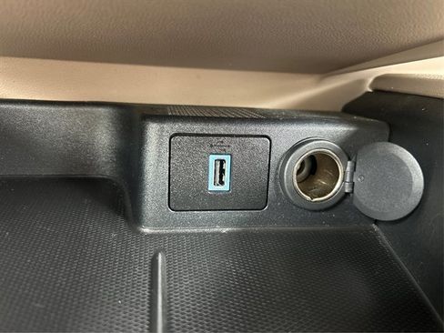 Used 2020 Ford Escape SE AWD/4WD image 40
