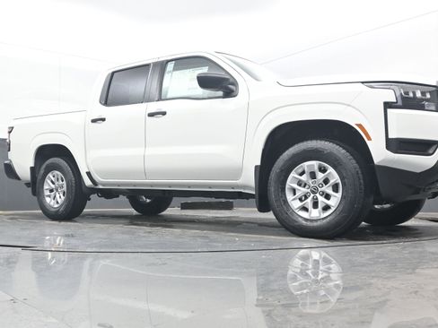 New 2026 Nissan Frontier S image 21