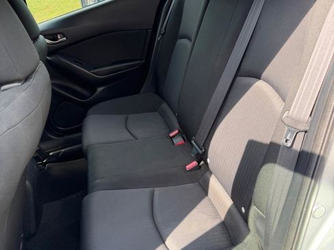 Used 2015 MAZDA MAZDA3 i Sport FWD image 6