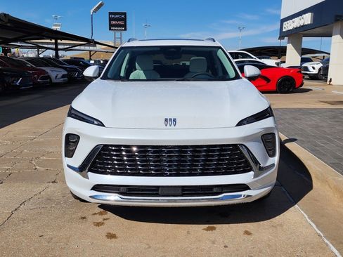 New 2026 Buick Envision Avenir image 9