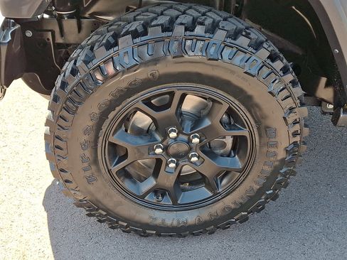 Used 2023 Jeep Wrangler Unlimited Sport AWD/4WD image 28