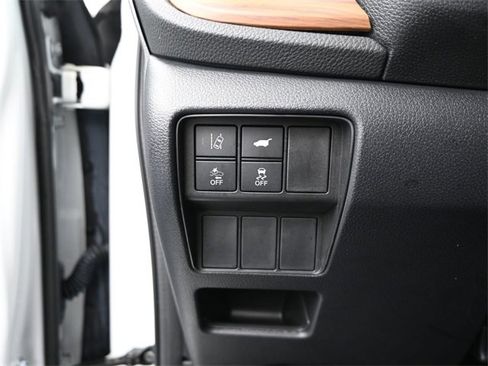 Used 2022 Honda CR-V Touring image 17