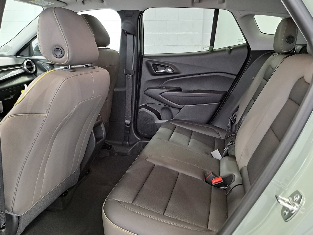 New 2026 Chevrolet Trax ACTIV w/ Driver Confidence Package FWD image 13