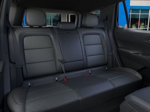 New 2026 Chevrolet Equinox LT image 17