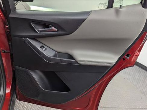 Used 2025 Chevrolet Equinox LT w/ Convenience Package II image 21