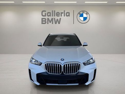 Used 2024 BMW X5 xDrive40i image 3