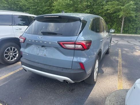 Used 2024 Ford Escape Active w/ Cold Weather Package FWD image 8