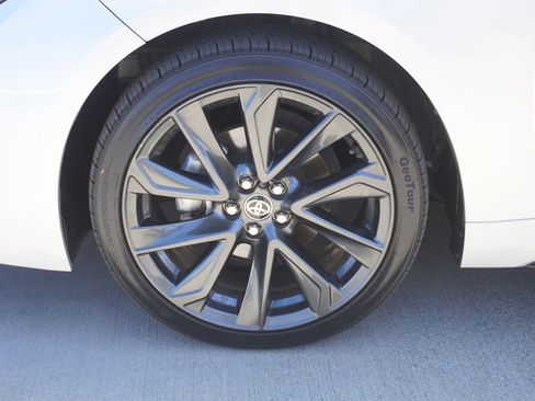 Certified 2025 Toyota Corolla SE FWD image 20