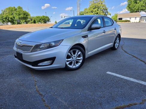 Used 2013 Kia Optima LX FWD image 4