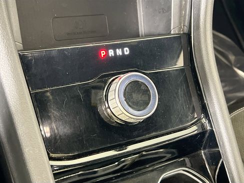 Used 2023 Jeep Grand Cherokee Altitude AWD/4WD image 16