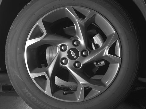 Used 2025 Chevrolet Trax LT image 13