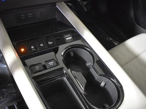 Certified 2025 Nissan Murano Platinum AWD/4WD image 27