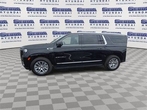 Used 2024 GMC Yukon XL Denali image 5
