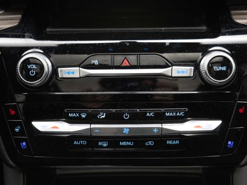 Used 2023 Ford Explorer Limited w/ Equipment Group 301A image 49