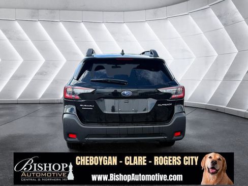 Used 2023 Subaru Outback Premium image 17