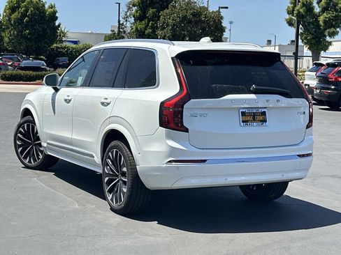 New 2026 Volvo XC90 B5 Plus AWD/4WD image 5