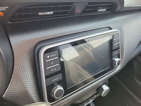 Used 2020 Nissan Kicks SV image 20