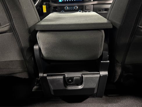 Used 2024 Ford F150 XLT image 38