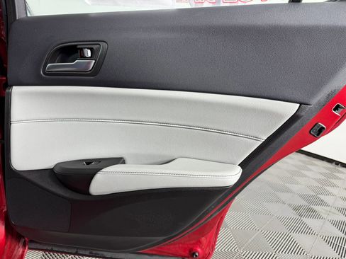 Used 2019 Acura ILX FWD image 44
