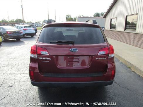 Used 2012 Subaru Outback 2.5i Premium image 5