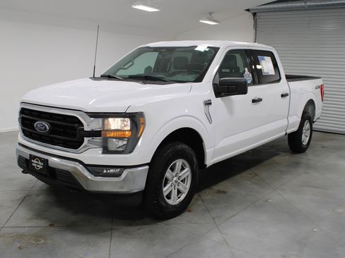 Used 2023 Ford F150 XLT w/ Equipment Group 301A Mid image 4