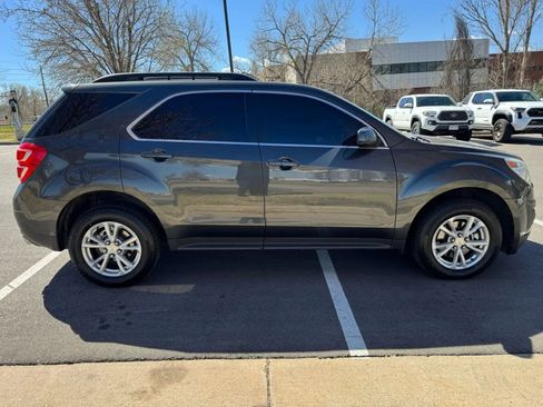 Used 2017 Chevrolet Equinox LT w/ Convenience Package AWD/4WD image 4